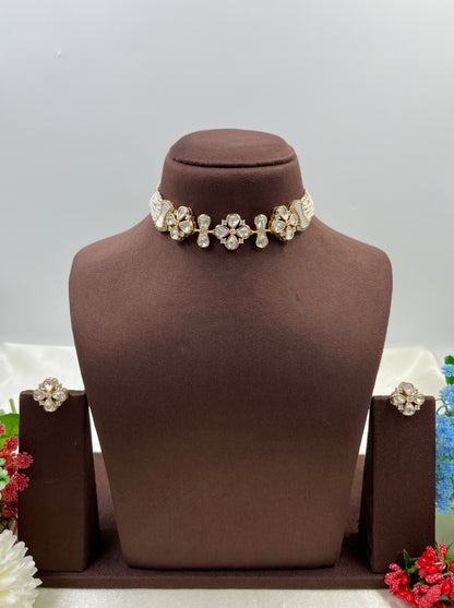 Vada Moissanite Choker Necklace