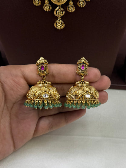 Ashita Premium Heritage Necklace Set