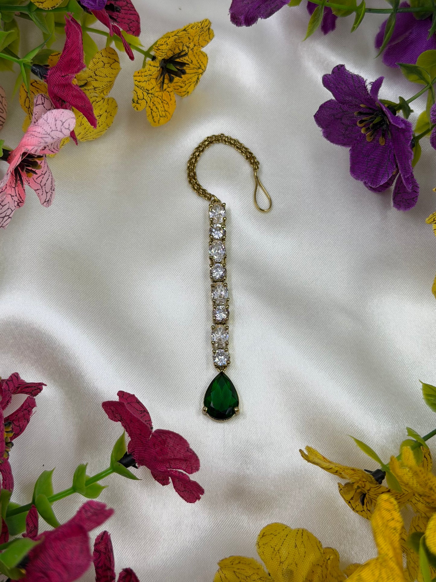 Neeta Victorian American Diamond Mang Tika