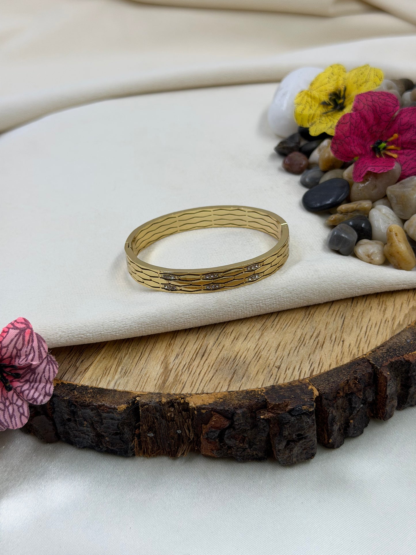 Ruchira Stainless Steel Bracelet (Openable)
