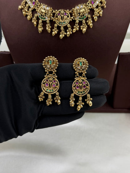 Hena Heritage Delicate Necklace Set