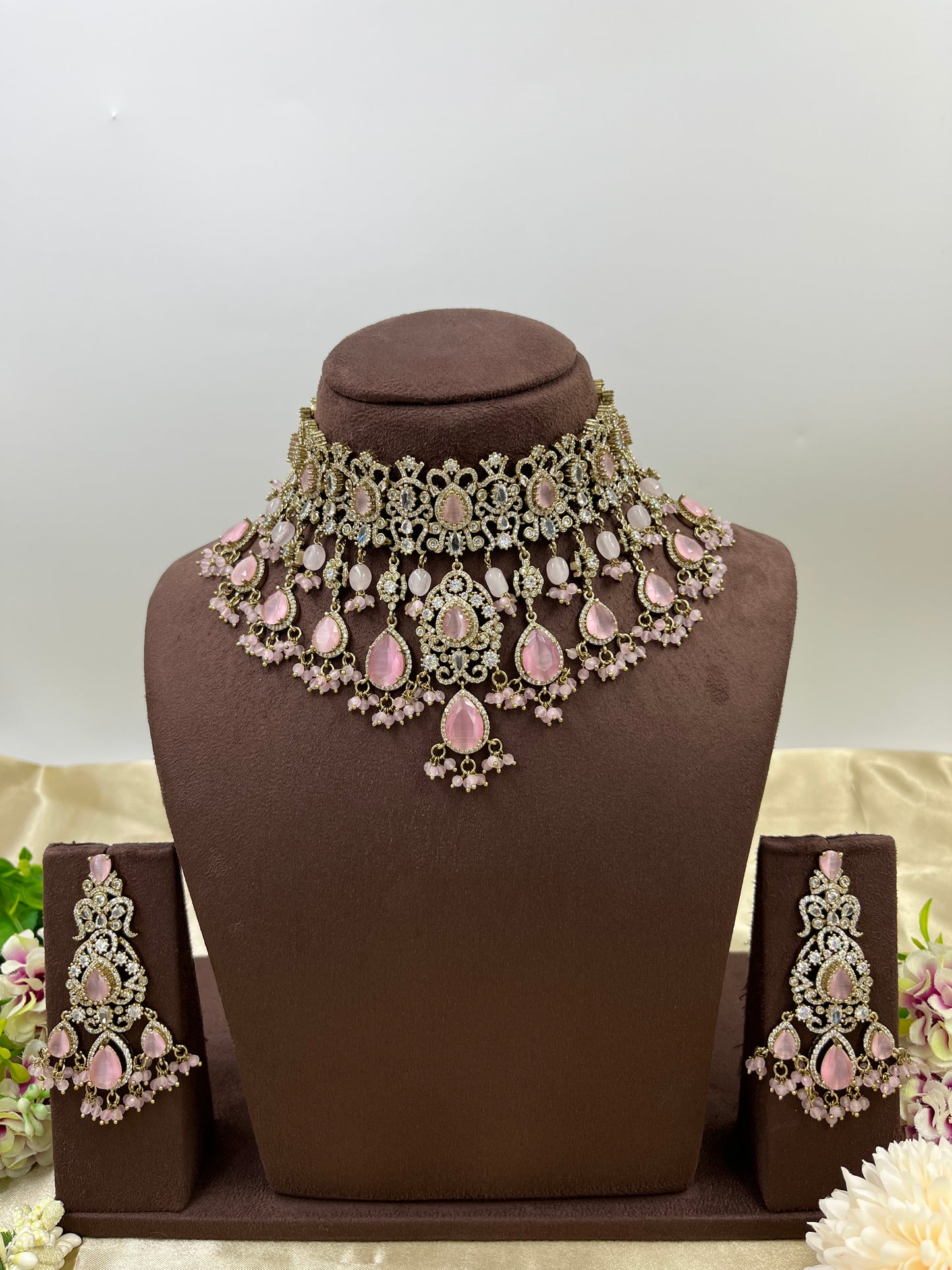 Soveria Victorian Heavy Chokar Necklace