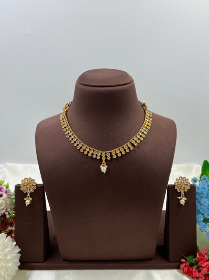 Padma Delicate Traditional Necklace