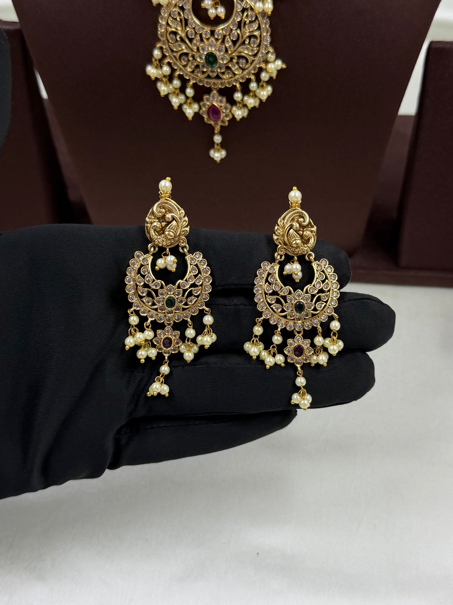 Pooja Premium Traditional Necklace