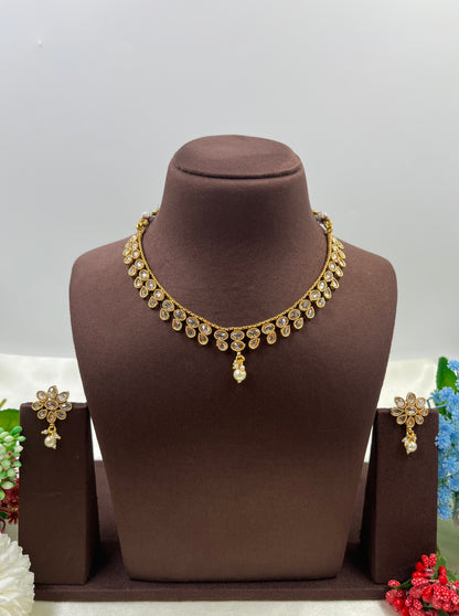 Suhani Delicate Traditional Necklace