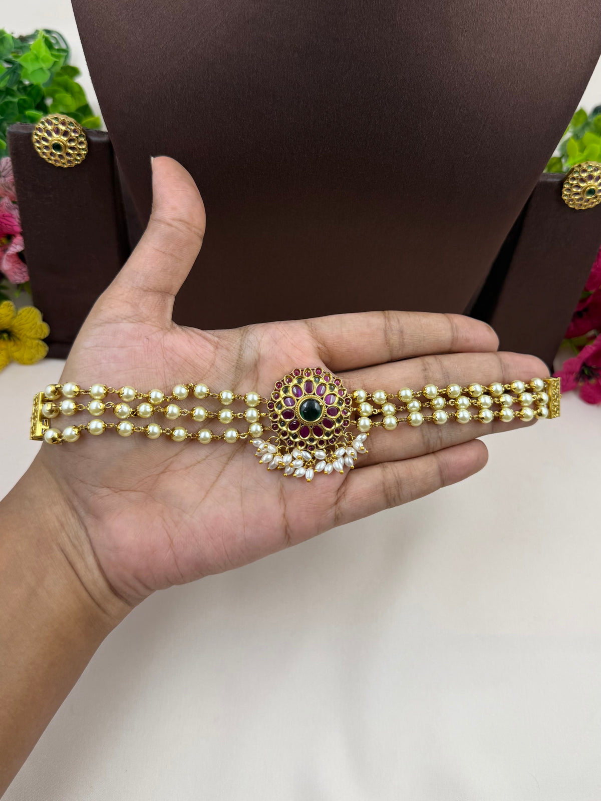Shweta Traditional Delicate Choker Necklace Set