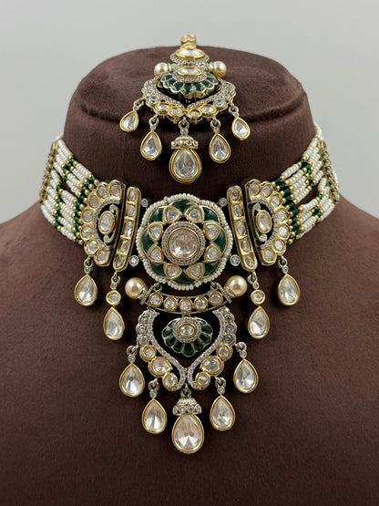 Unnati Mossonaite Victorian Choker Necklace Set