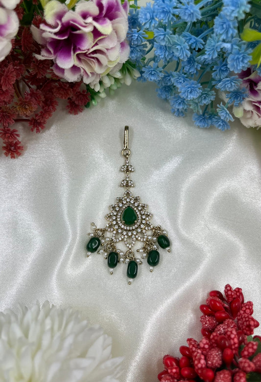 Nur Victorian Mang Tika
