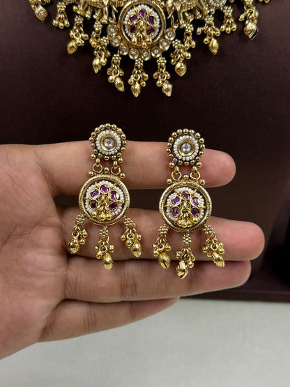 Sanchita Heritage Delicate Necklace