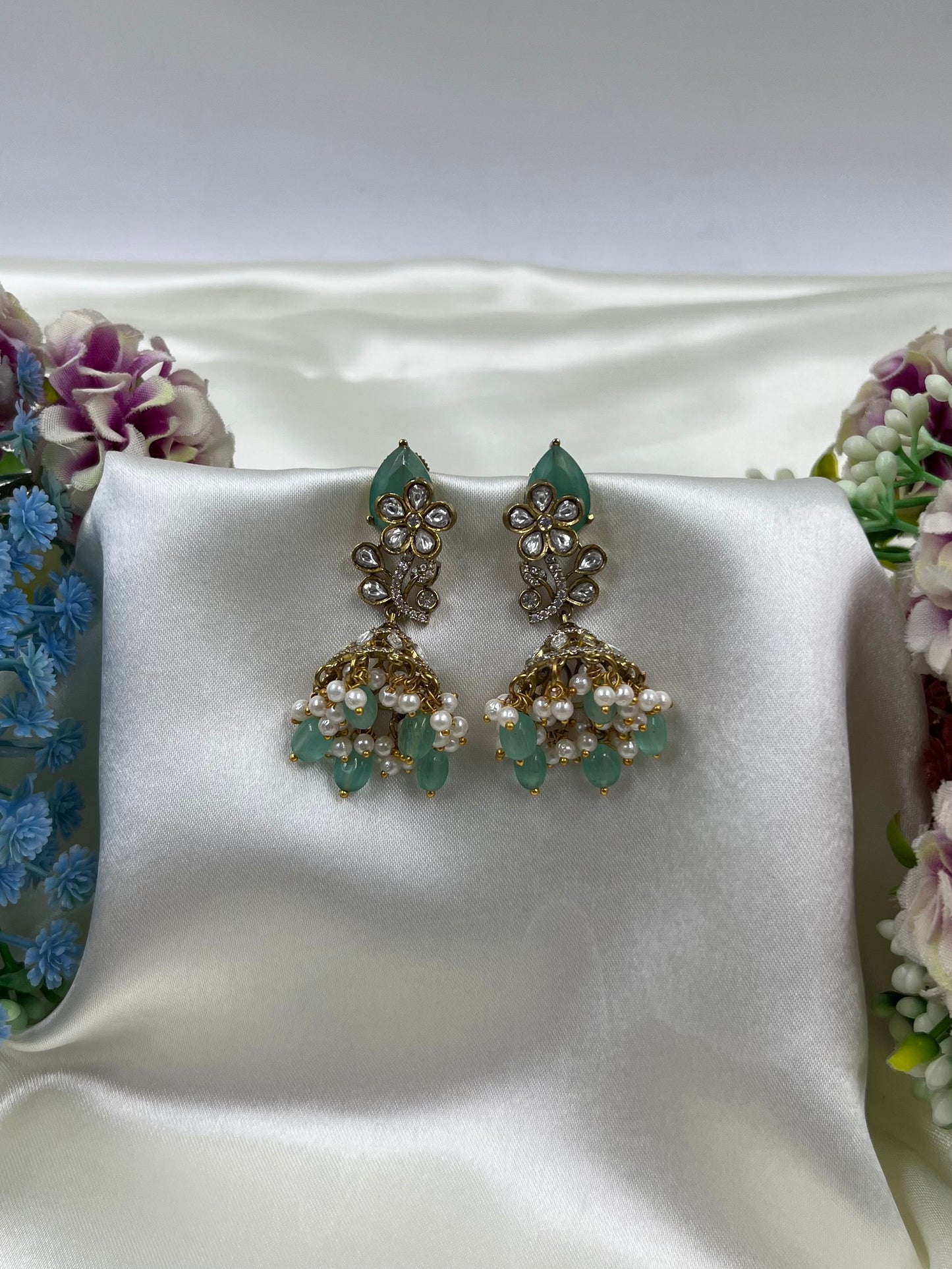 Isha Victorian Jhumka Earing
