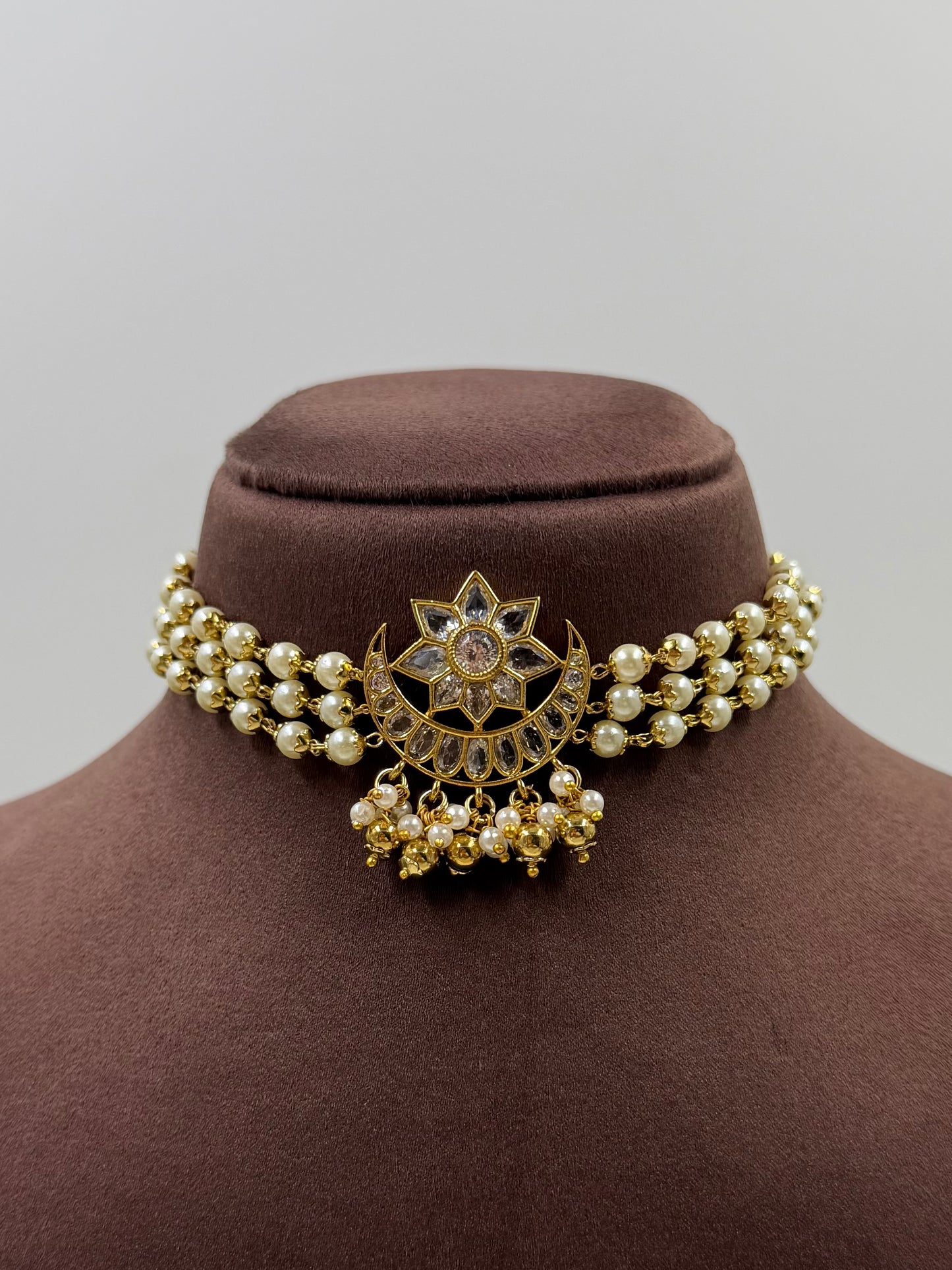 Chaitali Victorian Choker