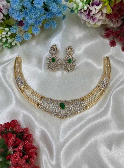 Nisa Traditional Micro Gold Necklace