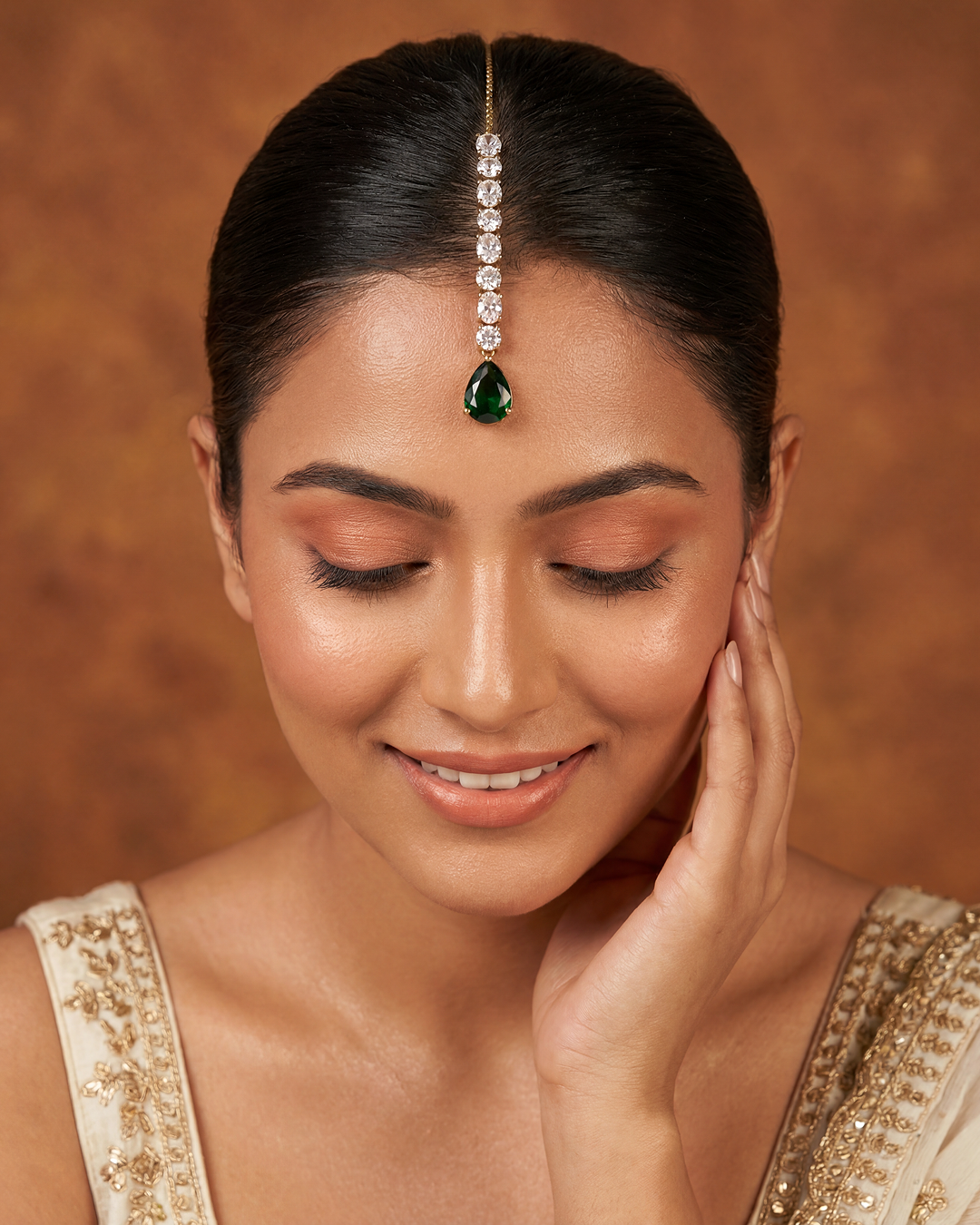 Neeta Victorian American Diamond Mang Tika