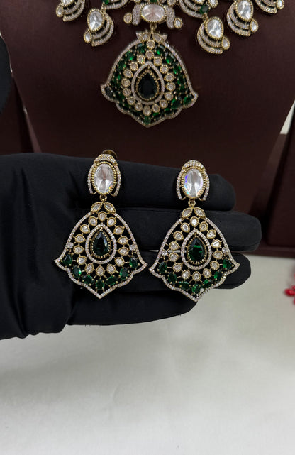 Sara Victorian Moissanite Necklace Set