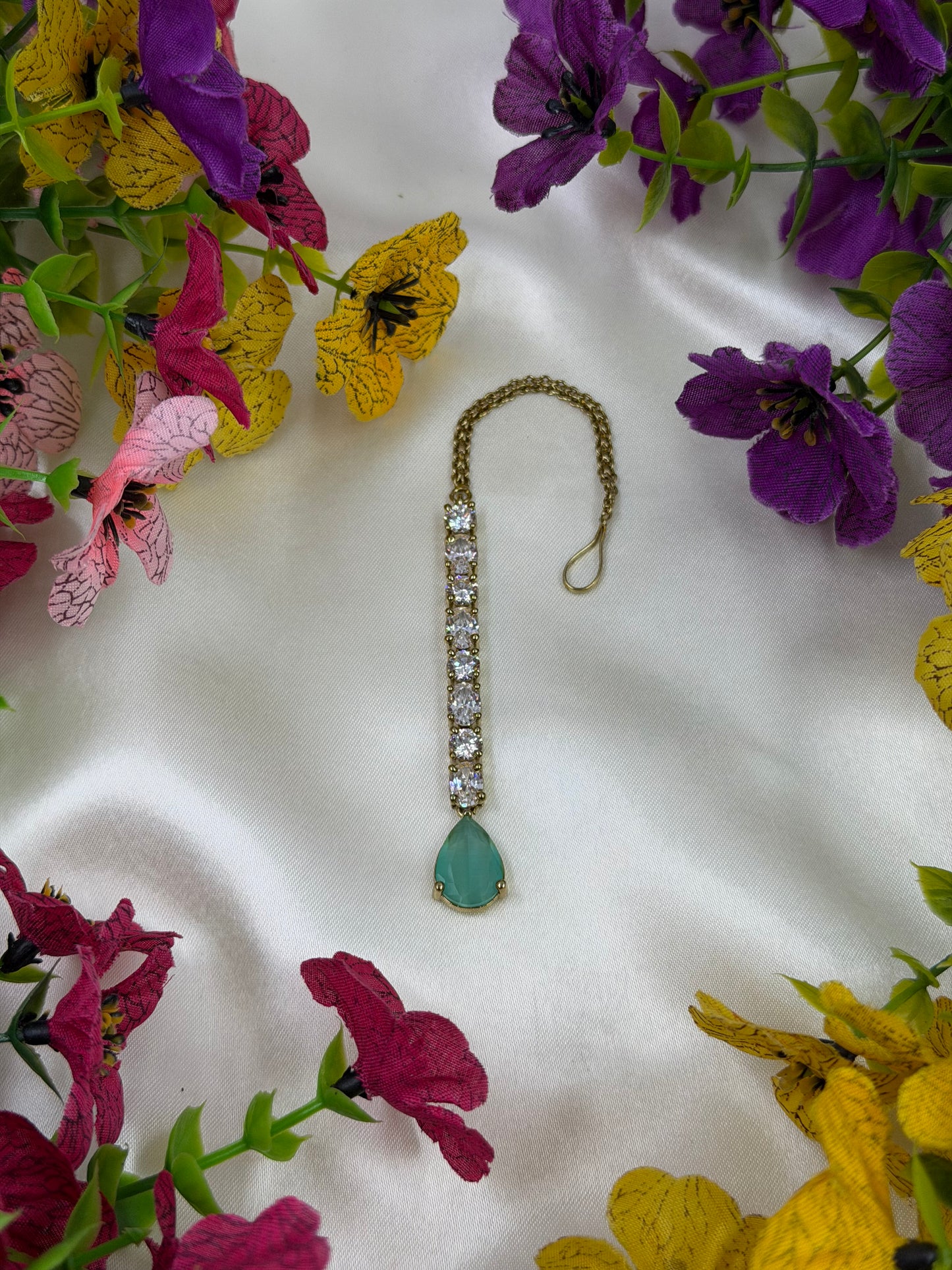 Neeta Victorian American Diamond Mang Tika