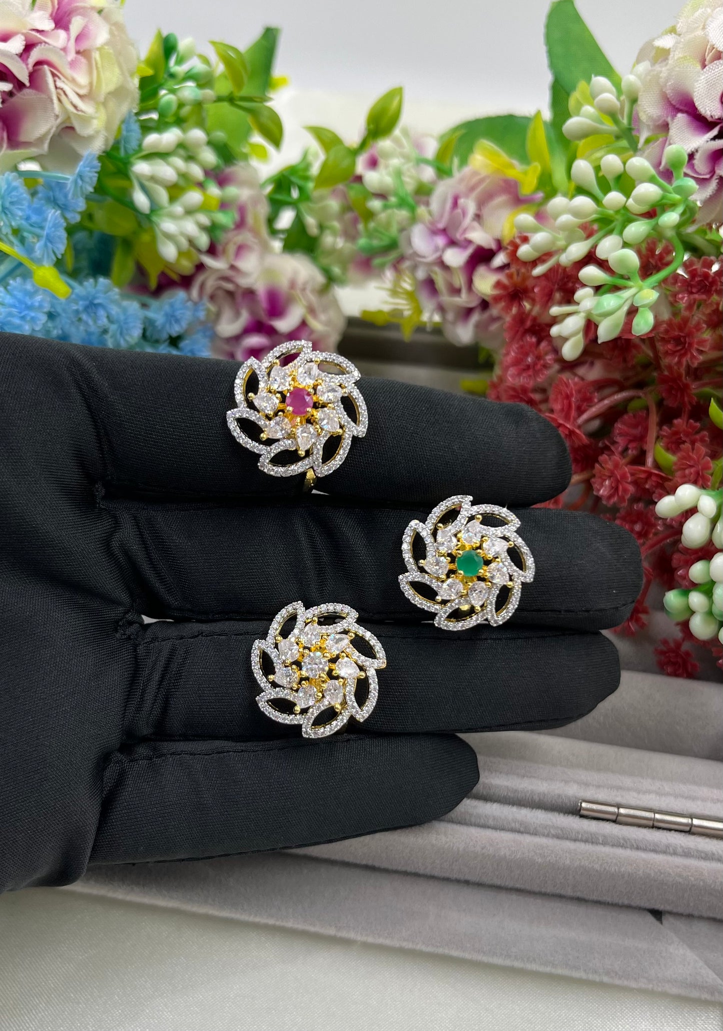 Avni Dual Tone Ad Ring