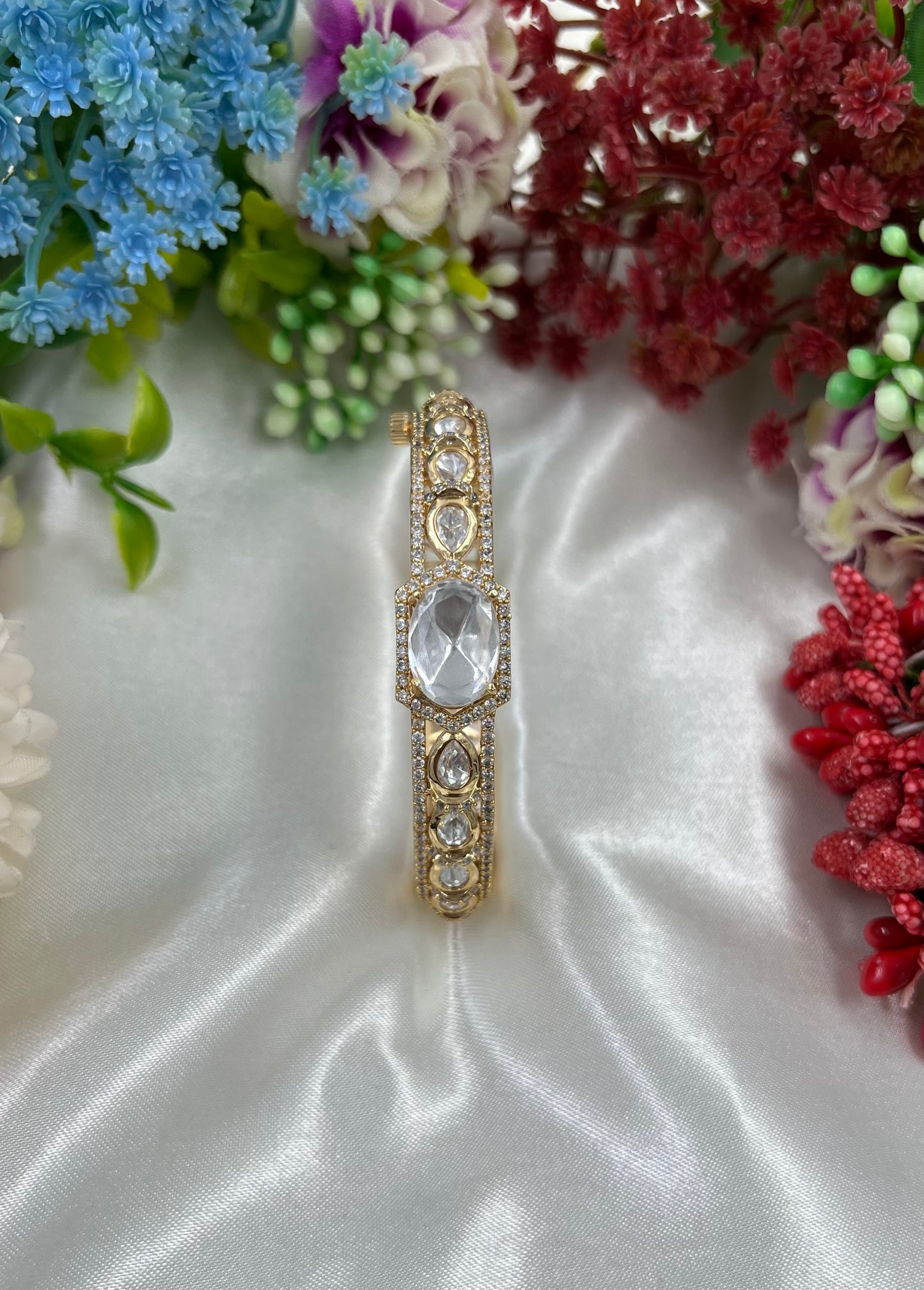 AuraVya Moissanite Kundan Bracelet (Openable)