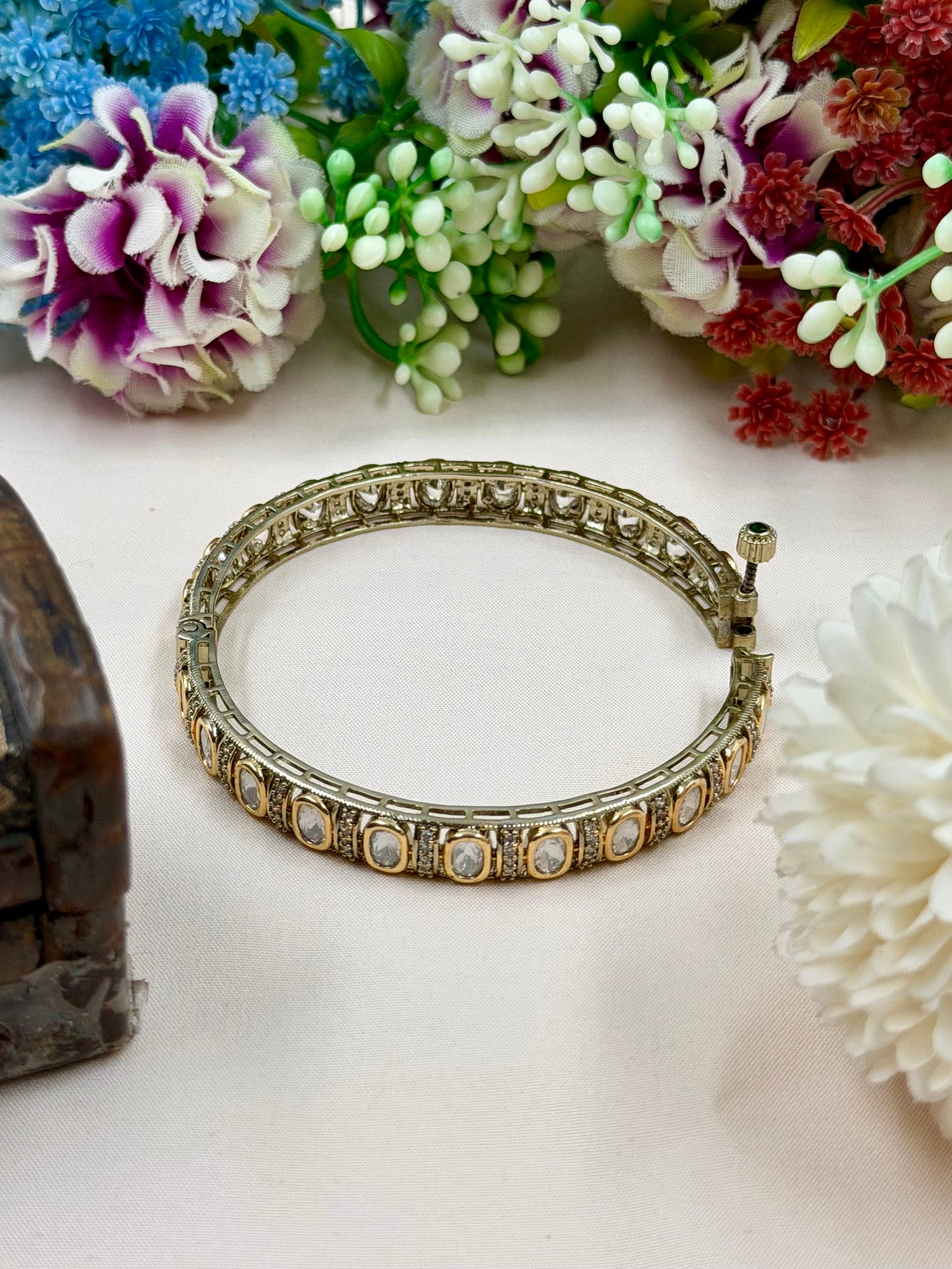 Sakshi Premium Moissanite Bangles (Openable)