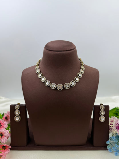 Ritu Premium Victorian Delicate Necklace Set