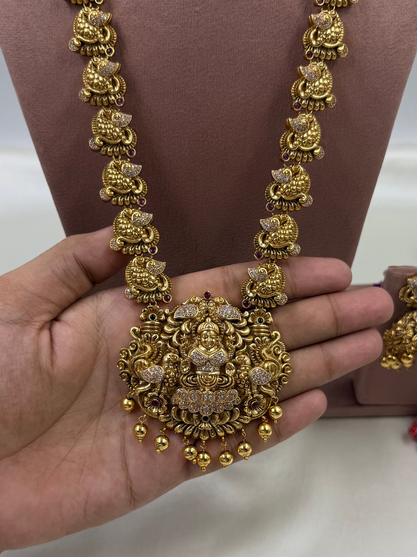 Avni South Indian Long Necklace Set