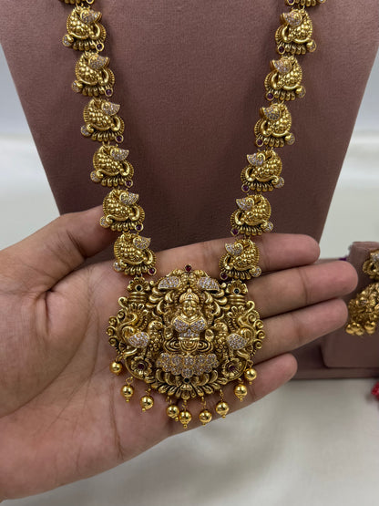 Avni South Indian Long Necklace Set