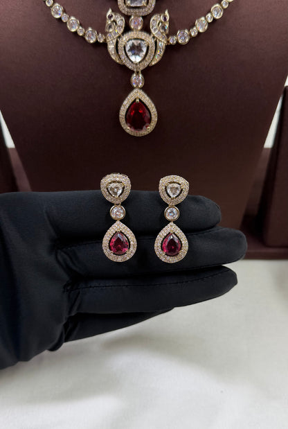 Bela Victorian Delicate Necklace