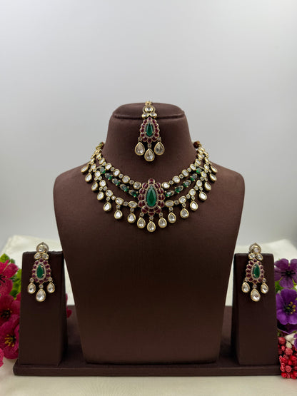 Prapti Victorian Necklace Set