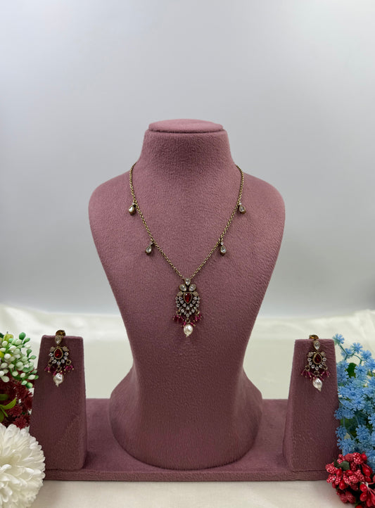 Rashmi Victorian Chain Pendent Necklace