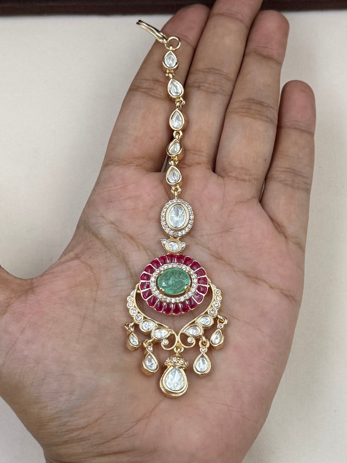 Sushila Moissanite Choker Necklace Set