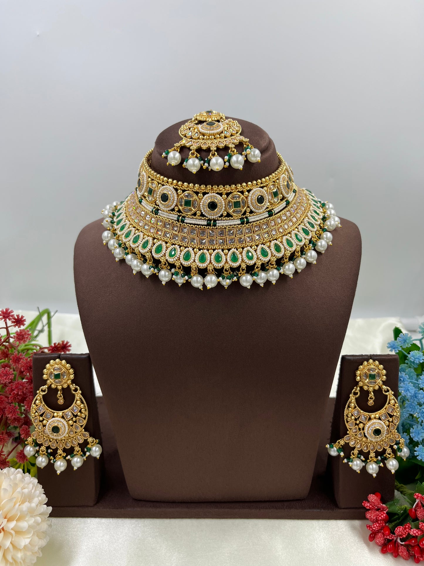 Amala Traditional Choker