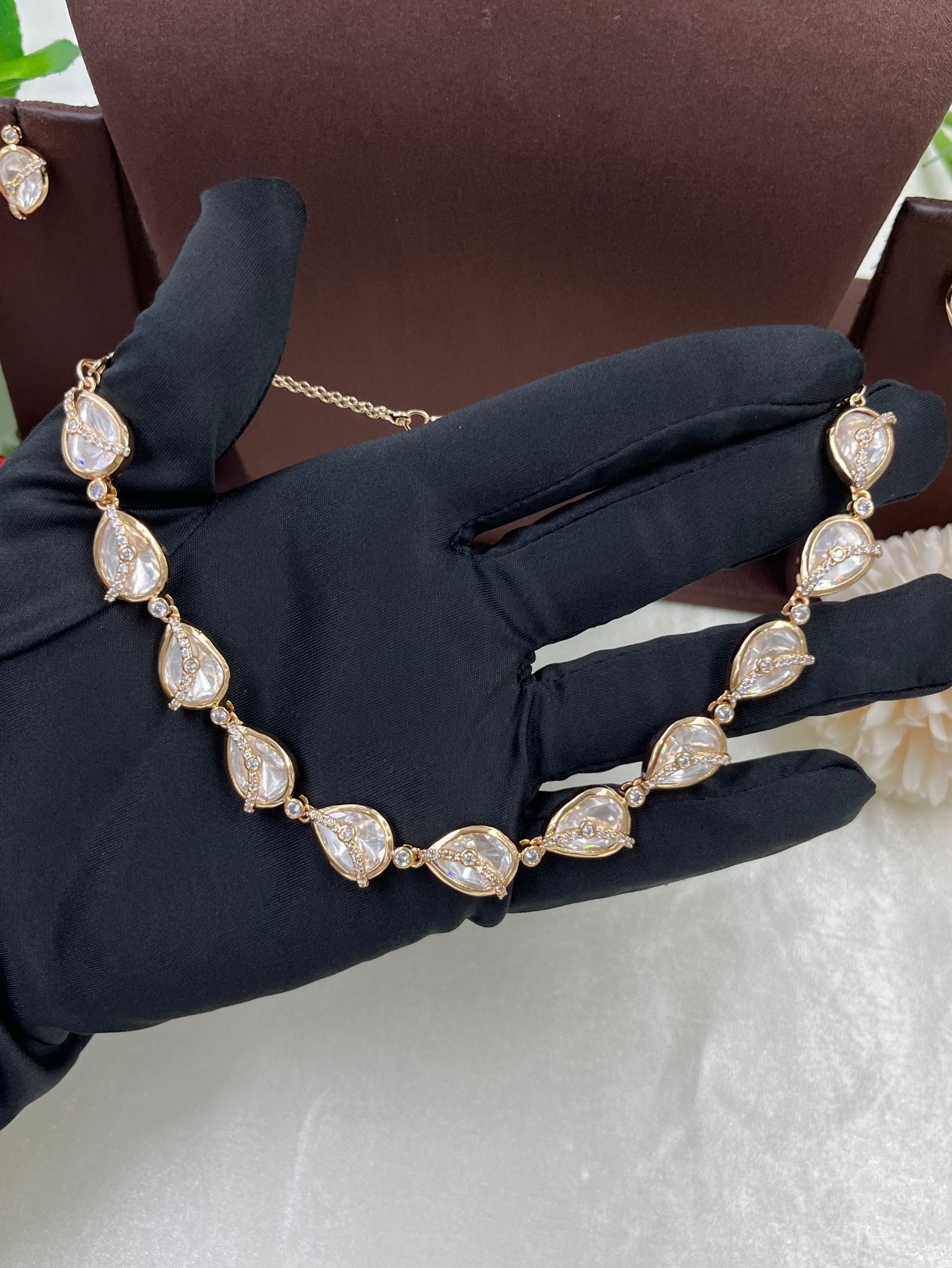 Deli Premium Moissanite Kundan Necklace