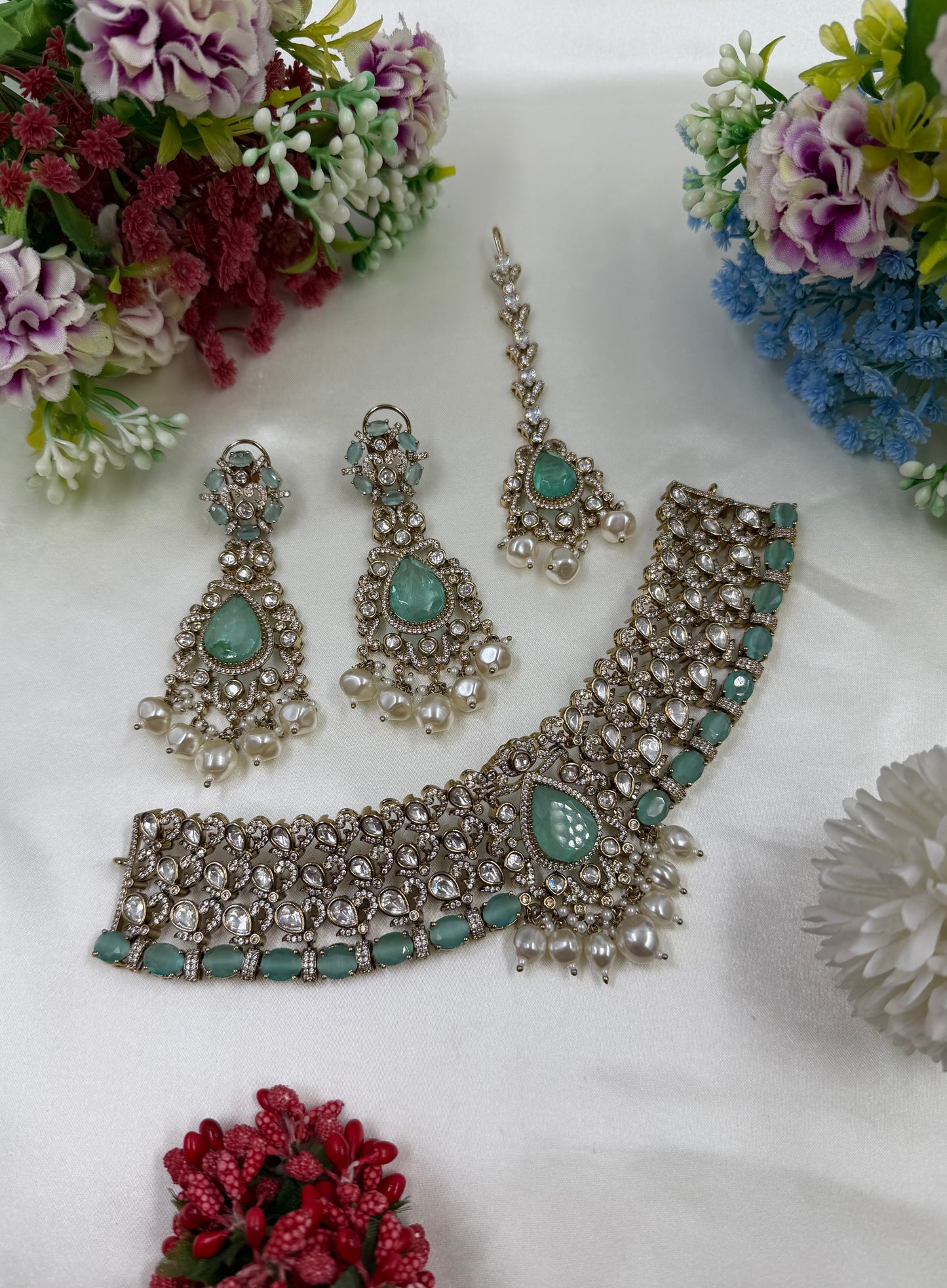 Tarini Victorian Premium Choker Necklace Set