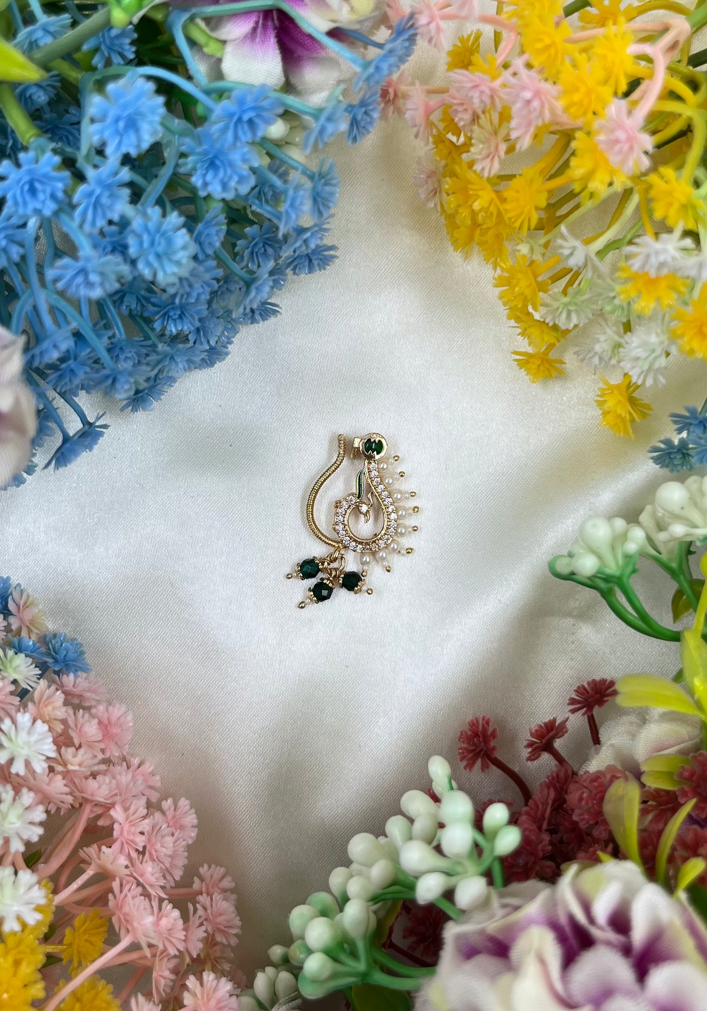 Dhriti Moissanite Nose Ring