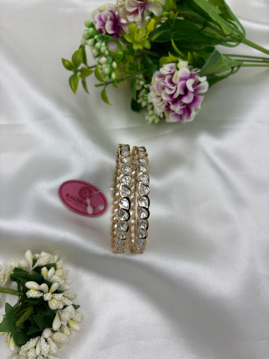 Sitam Moissanite Kundan Premium Bangles Set
