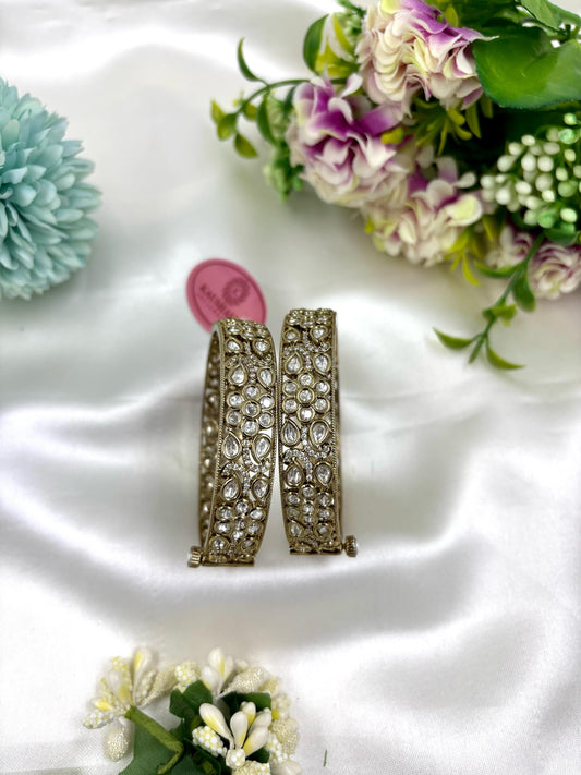 Rubi Moissanite Kundan Premium Bangles Set