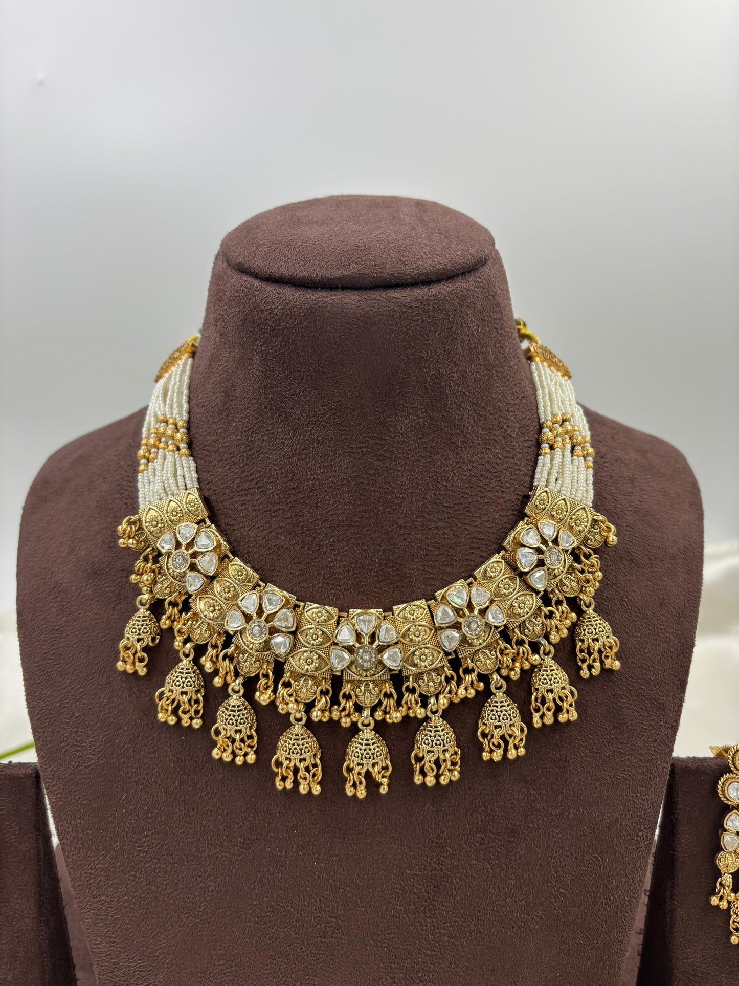Navi Premium Antique Gold Necklace Set