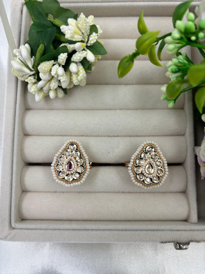 Nivi Premium Moissanite Kundan Fingering