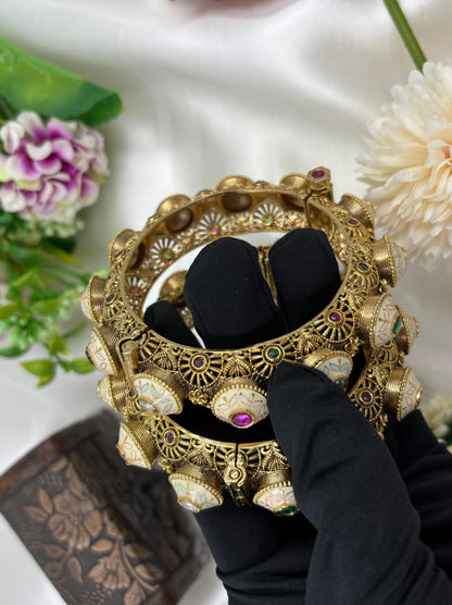 Shreya Premium Heritage Bangles