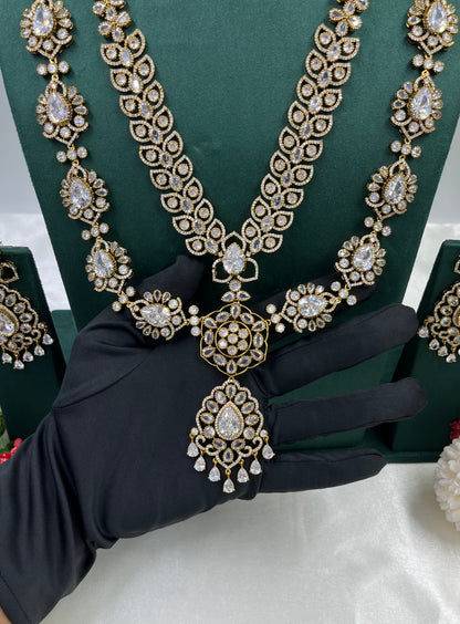 Razia Premium Victorian Long Necklace