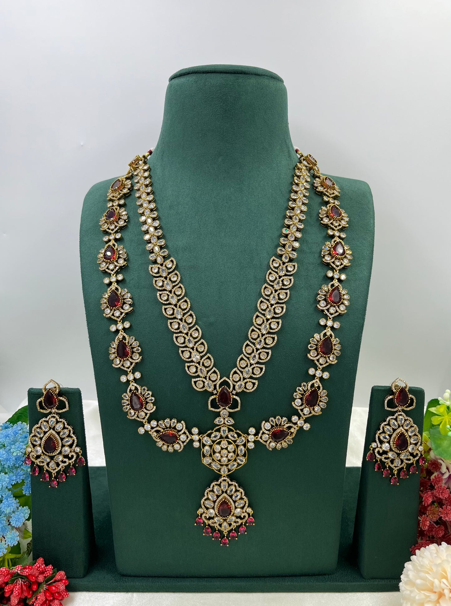 Razia Premium Victorian Long Necklace