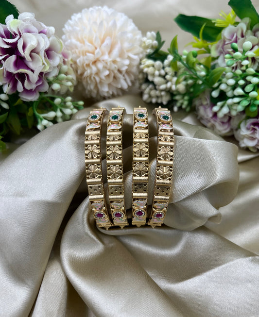 Harmony Rajwadi Four Pic Pearl Bangles