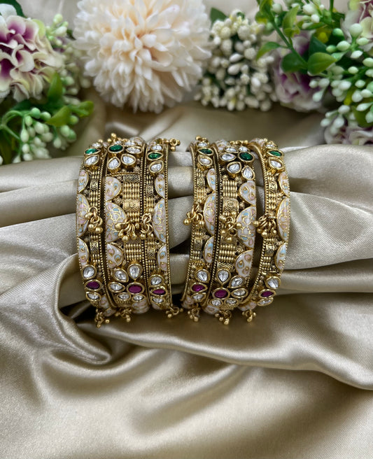 Quirky Rajwadi Six Pic Pearl Bangles