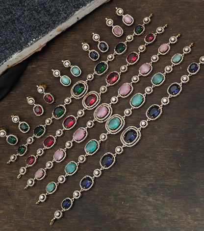 Aarvi Stone Studded Victorian Necklace Set