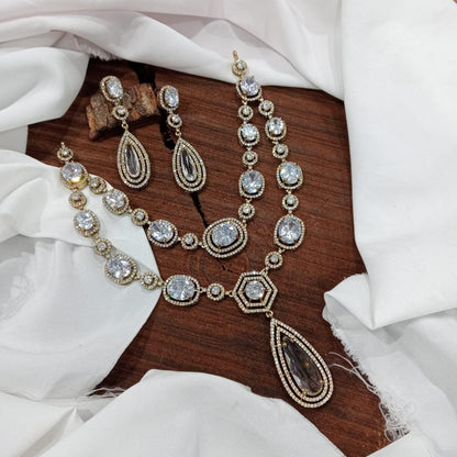 Kritika Elegant Layers Victorian Necklace Set