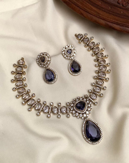 Viva Drop Victorian Necklace set