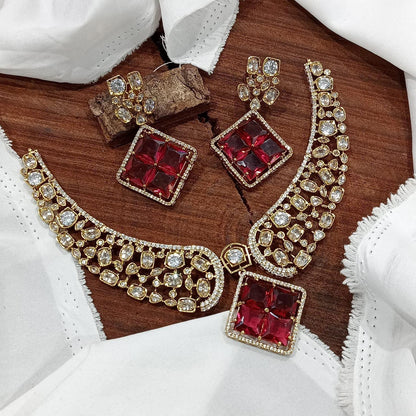 Vim Square Victorian Necklace Set