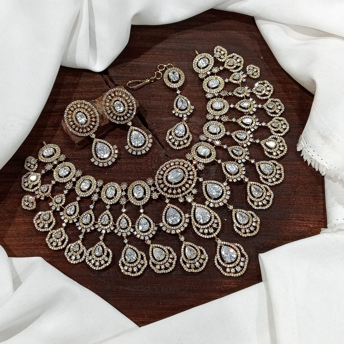 Ziva Victorian Necklace set