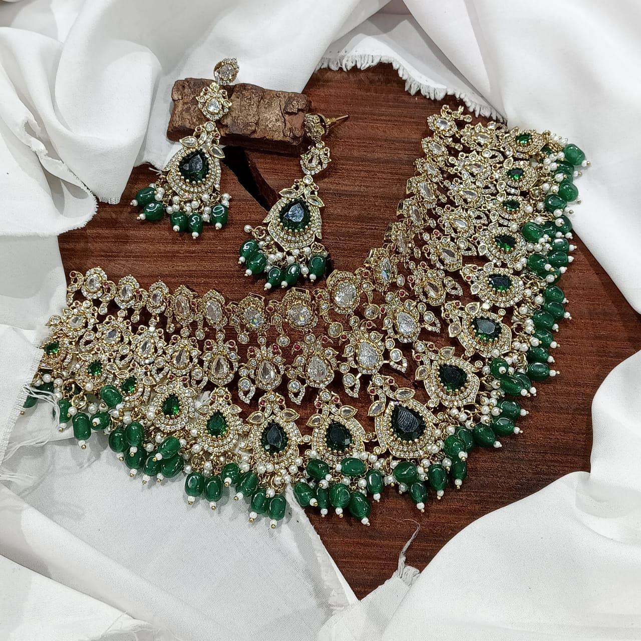 Elysian Shine Victorian Necklace Set