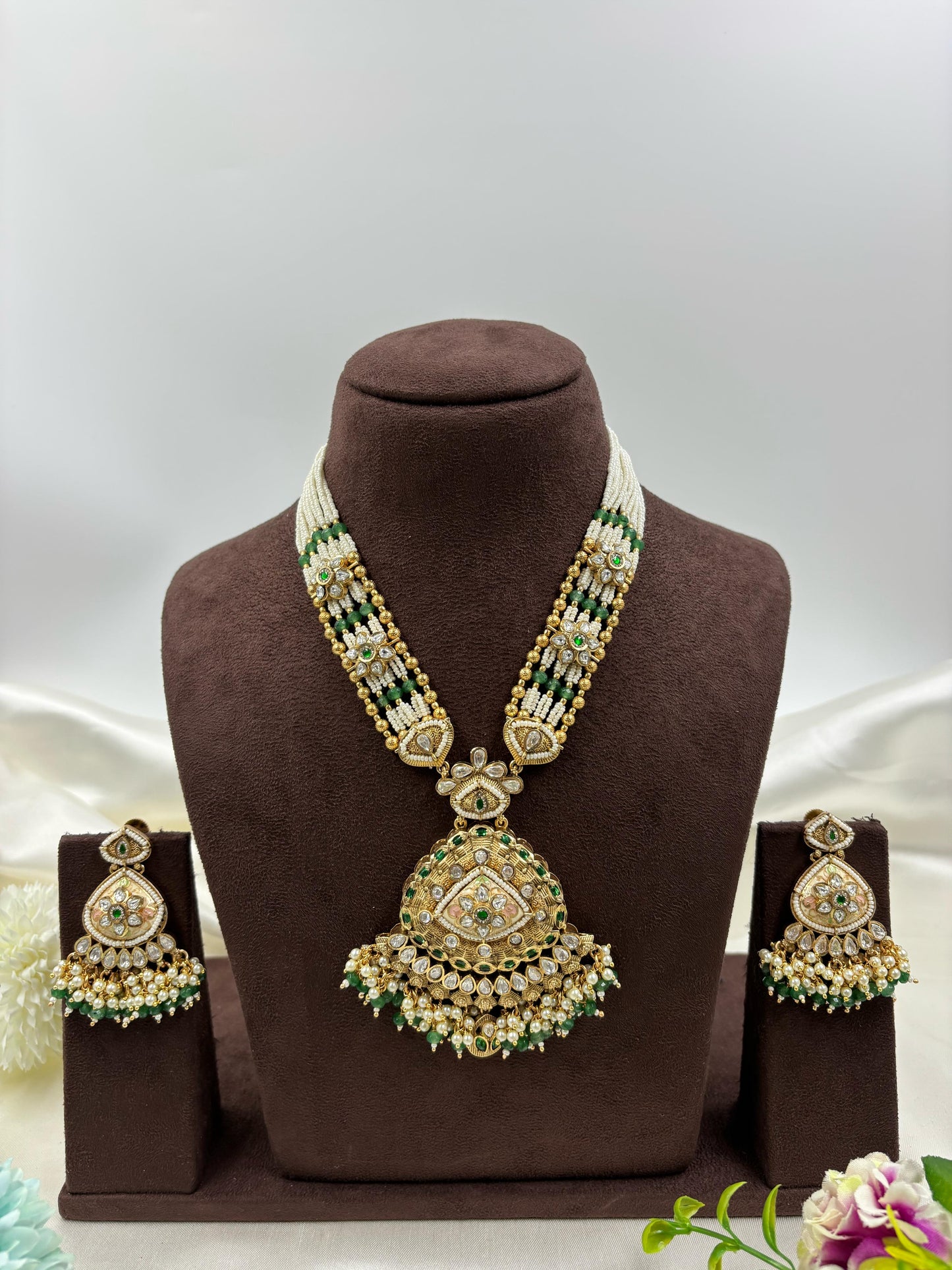 Indira Premium Antique Gold Necklace Set