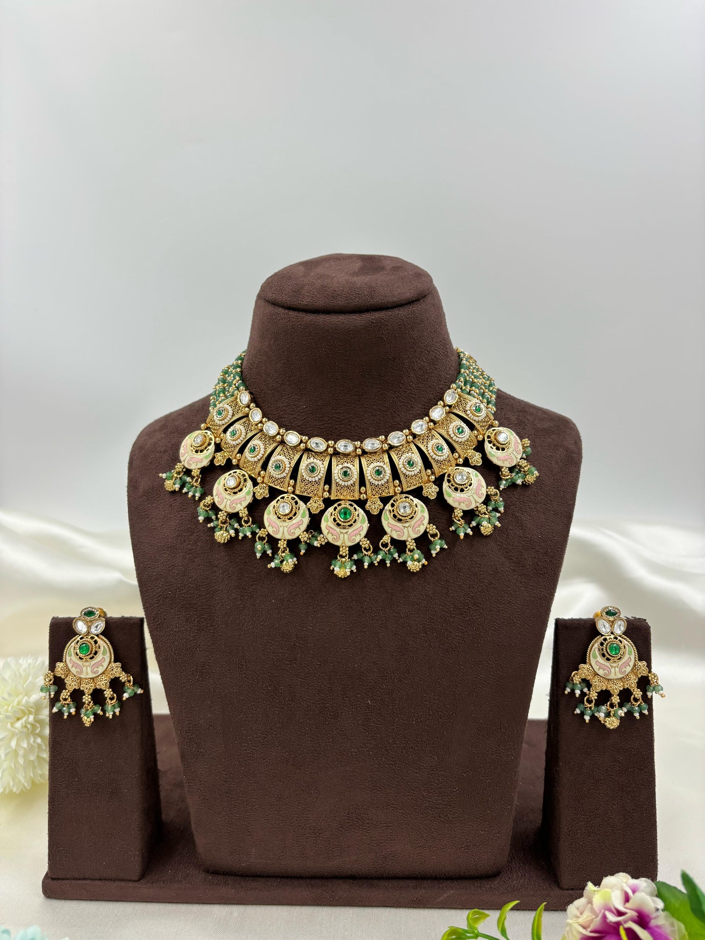 Sitara Premium Antique Gold Necklace Set